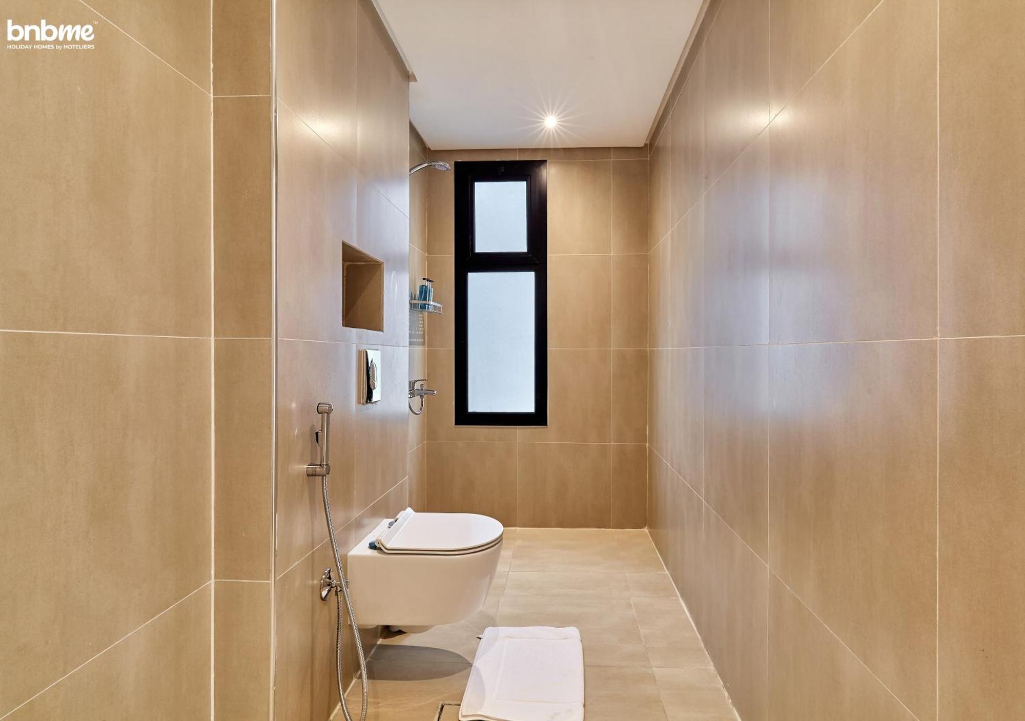 Unbookable-bnbmehomes - 2br With Pvt Terrace Nr Kingdom Arena -31d Apartment